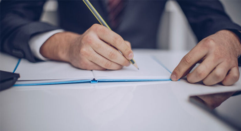 Top Tips & Interview Questions for Administrative Assistant Selection